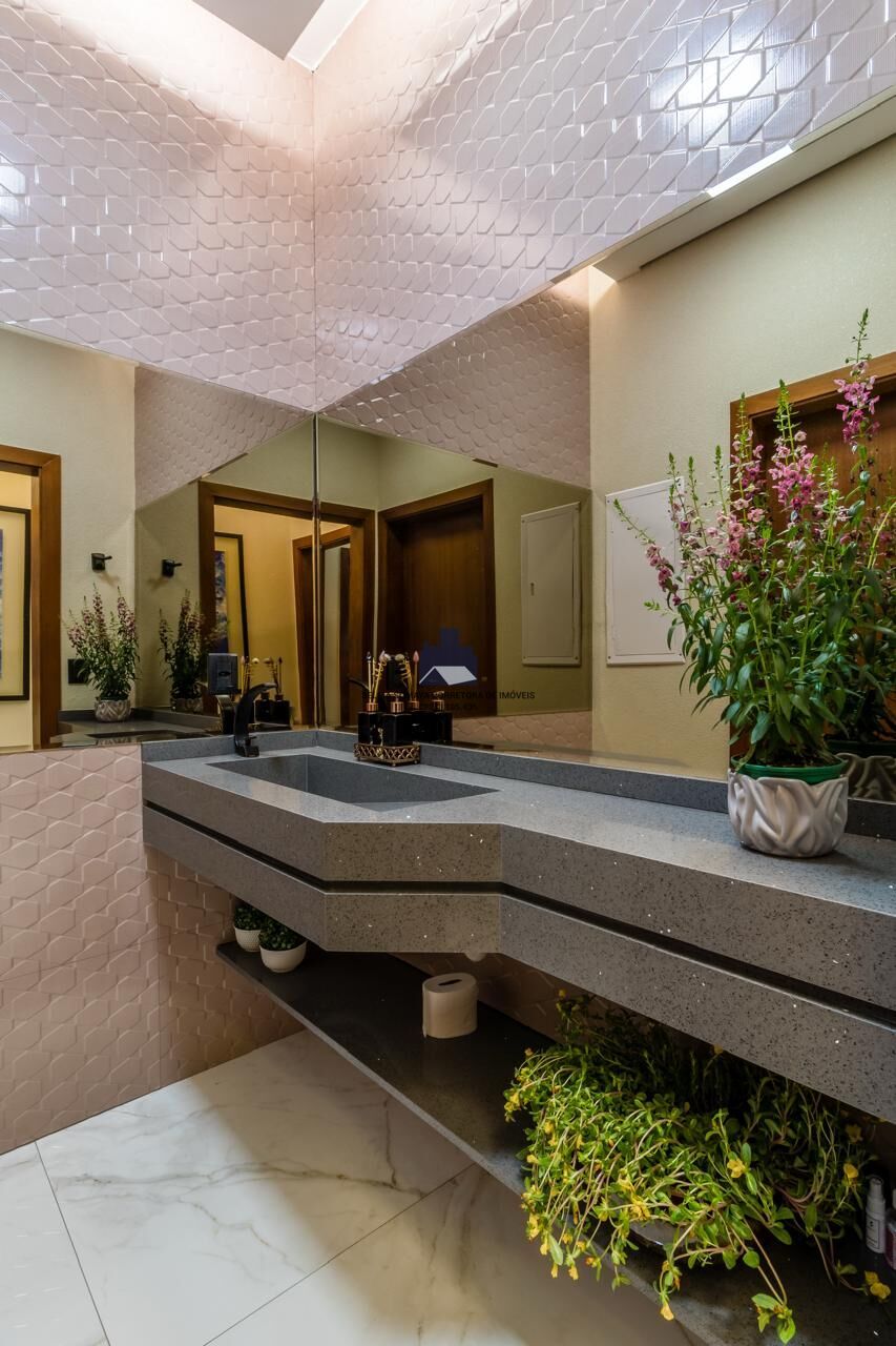 Casa de Condomínio com 3 quartos à venda, 242m² — foto 13 de 27