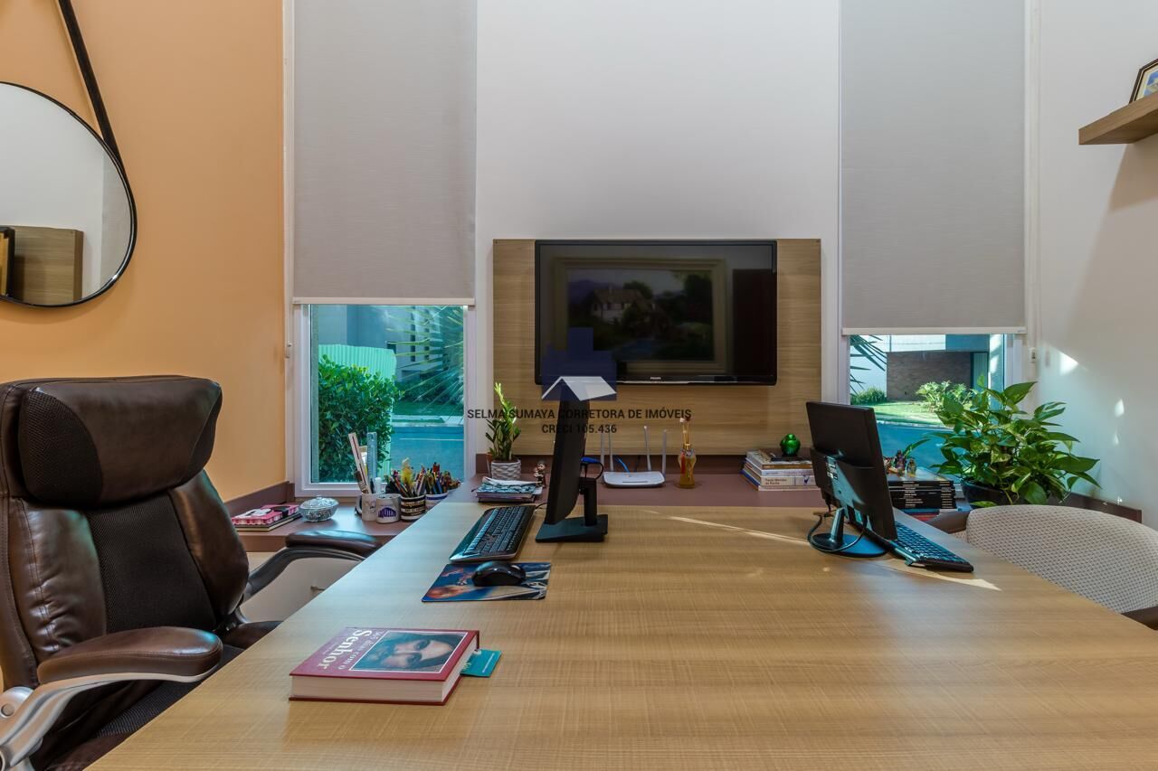Casa de Condomínio com 3 quartos à venda, 242m² — foto 26 de 27