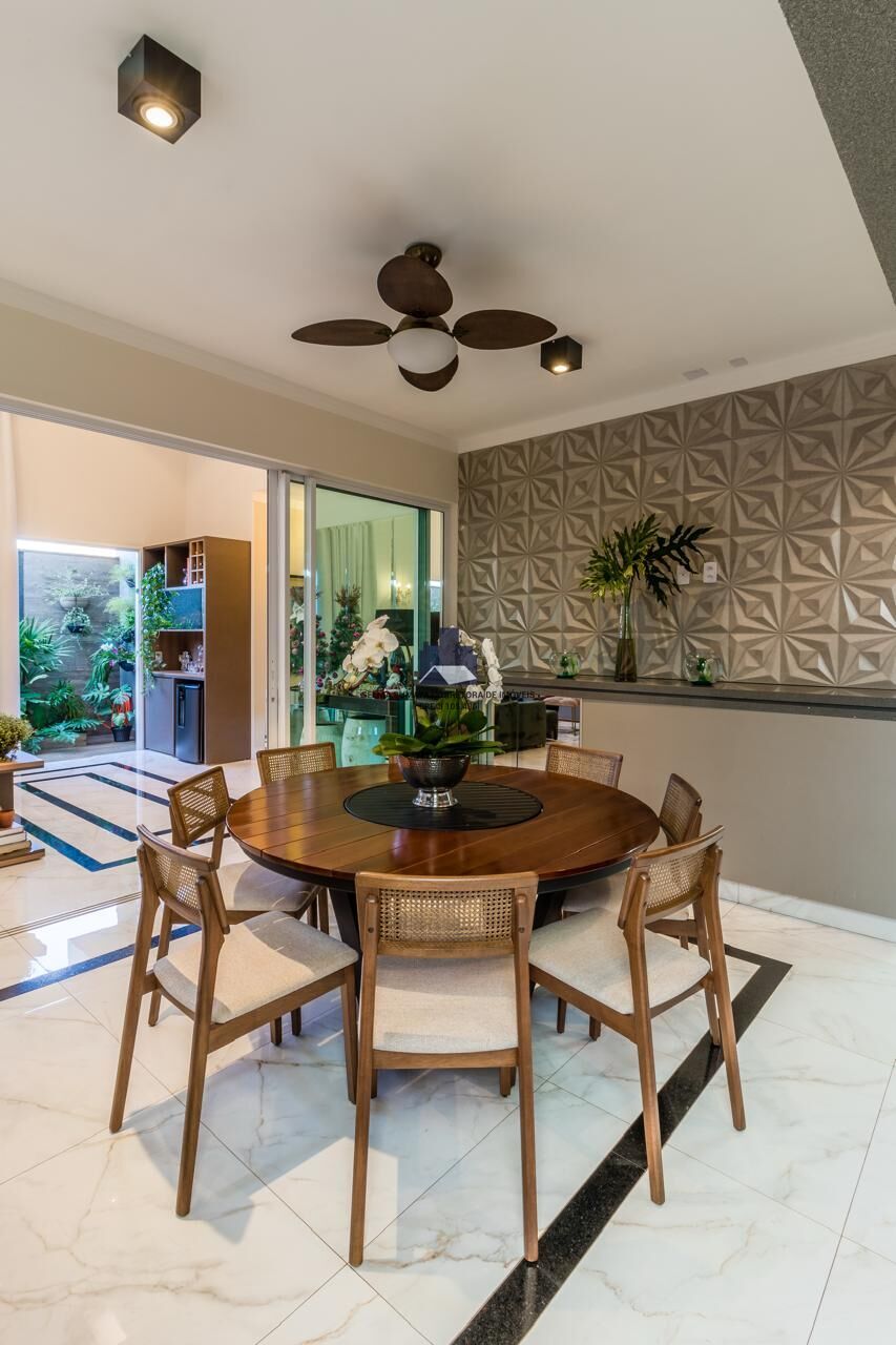 Casa de Condomínio com 3 quartos à venda, 242m² — foto 16 de 27