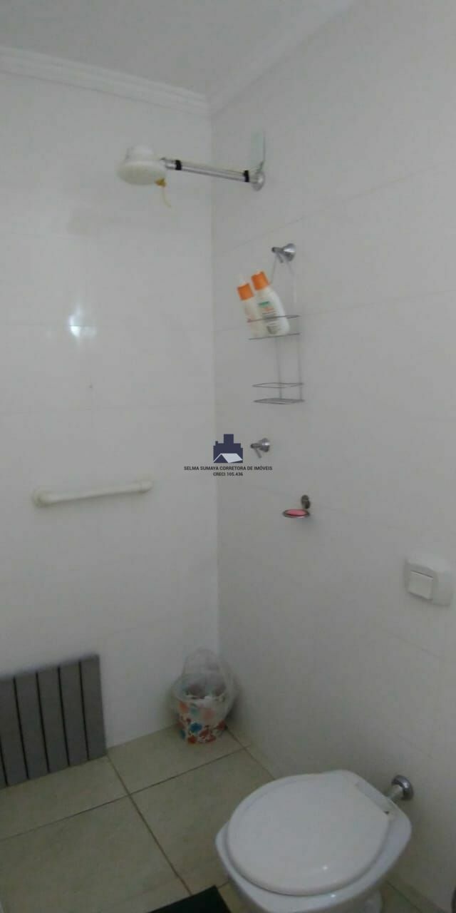 Casa com 3 quartos à venda, 300m² — foto 22 de 28