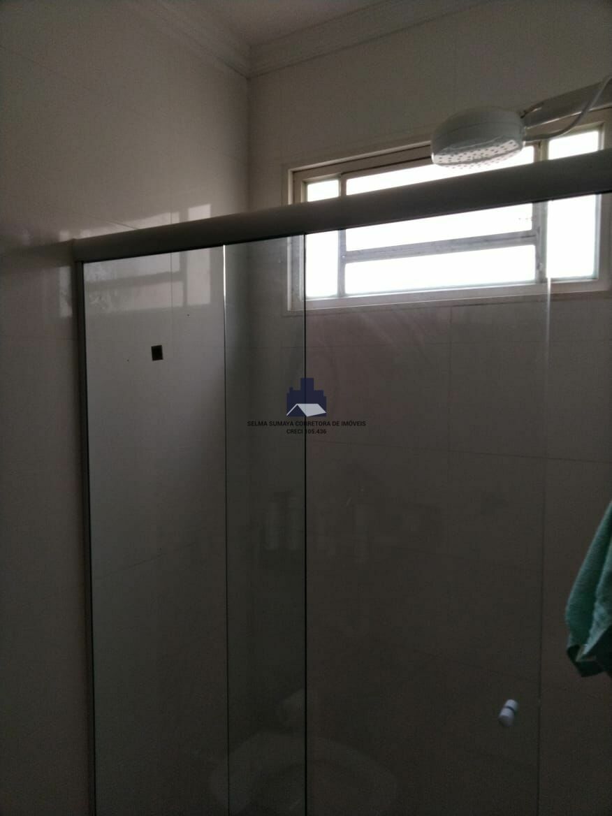 Casa com 3 quartos à venda, 300m² — foto 16 de 28