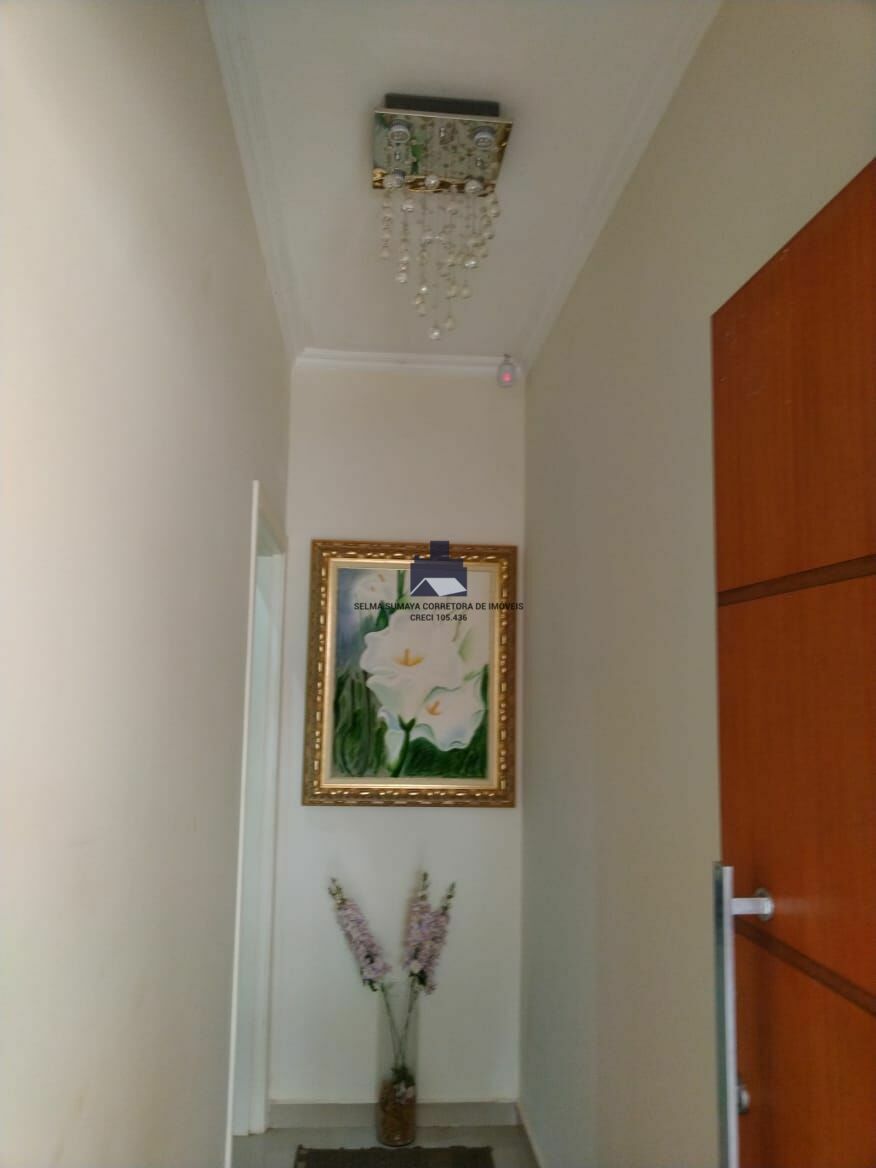 Casa com 3 quartos à venda, 300m² — foto 20 de 28