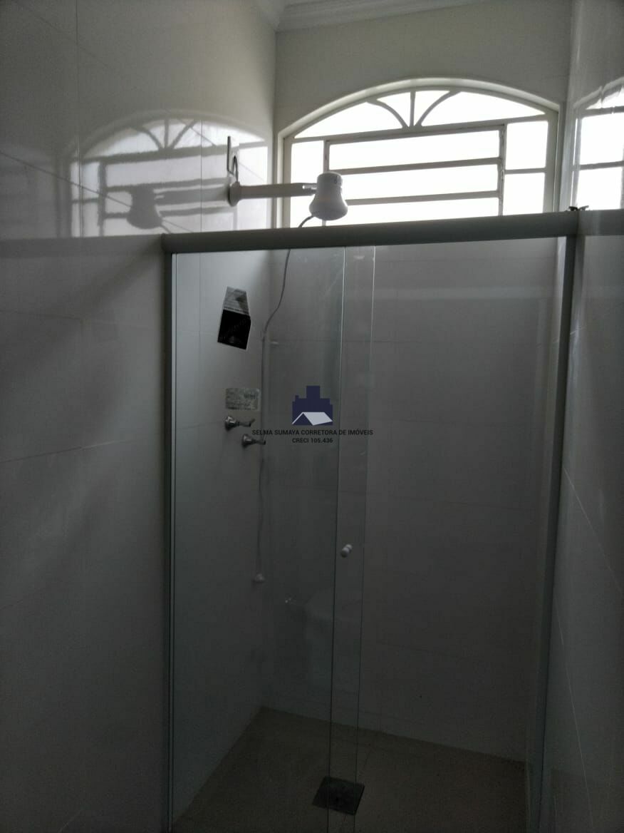 Casa com 3 quartos à venda, 300m² — foto 27 de 28