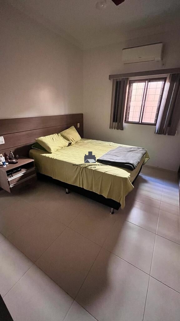 Casa com 3 quartos à venda, 219m² — foto 8 de 15