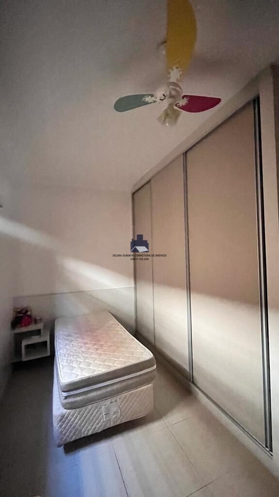 Casa com 3 quartos à venda, 219m² — foto 10 de 15