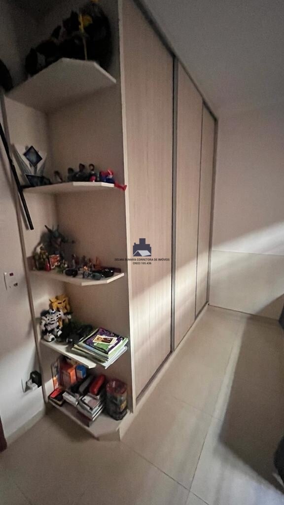 Casa com 3 quartos à venda, 219m² — foto 9 de 15