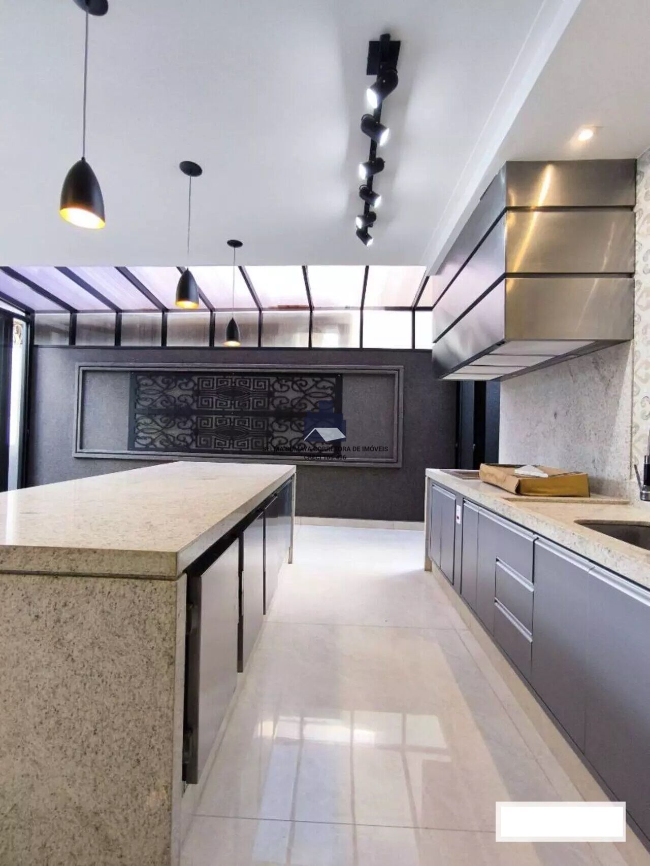 Casa de Condomínio com 4 quartos à venda, 280m² — foto 21 de 31
