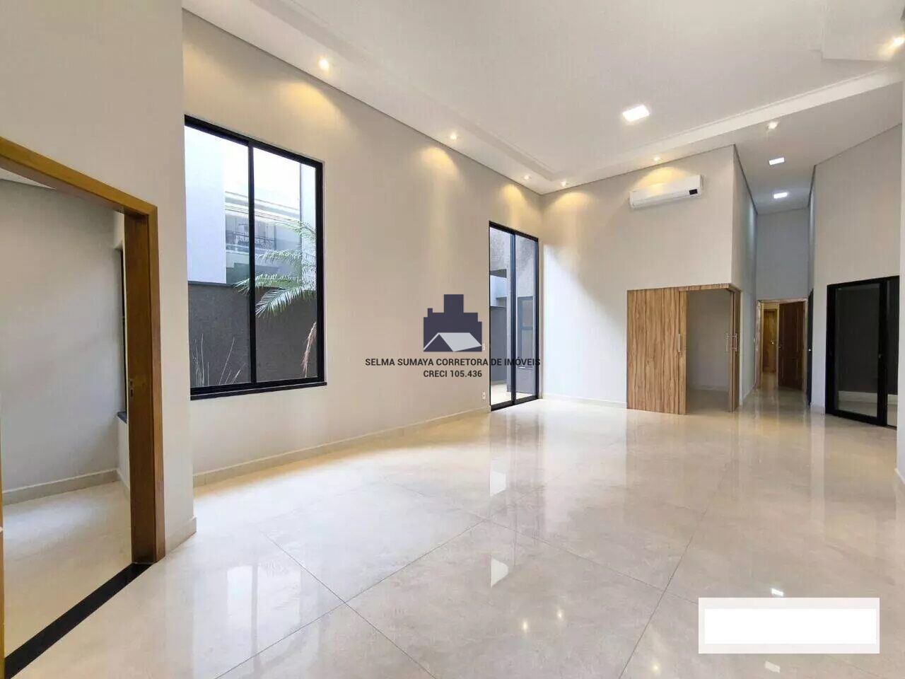 Casa de Condomínio com 4 quartos à venda, 280m² — foto 4 de 31