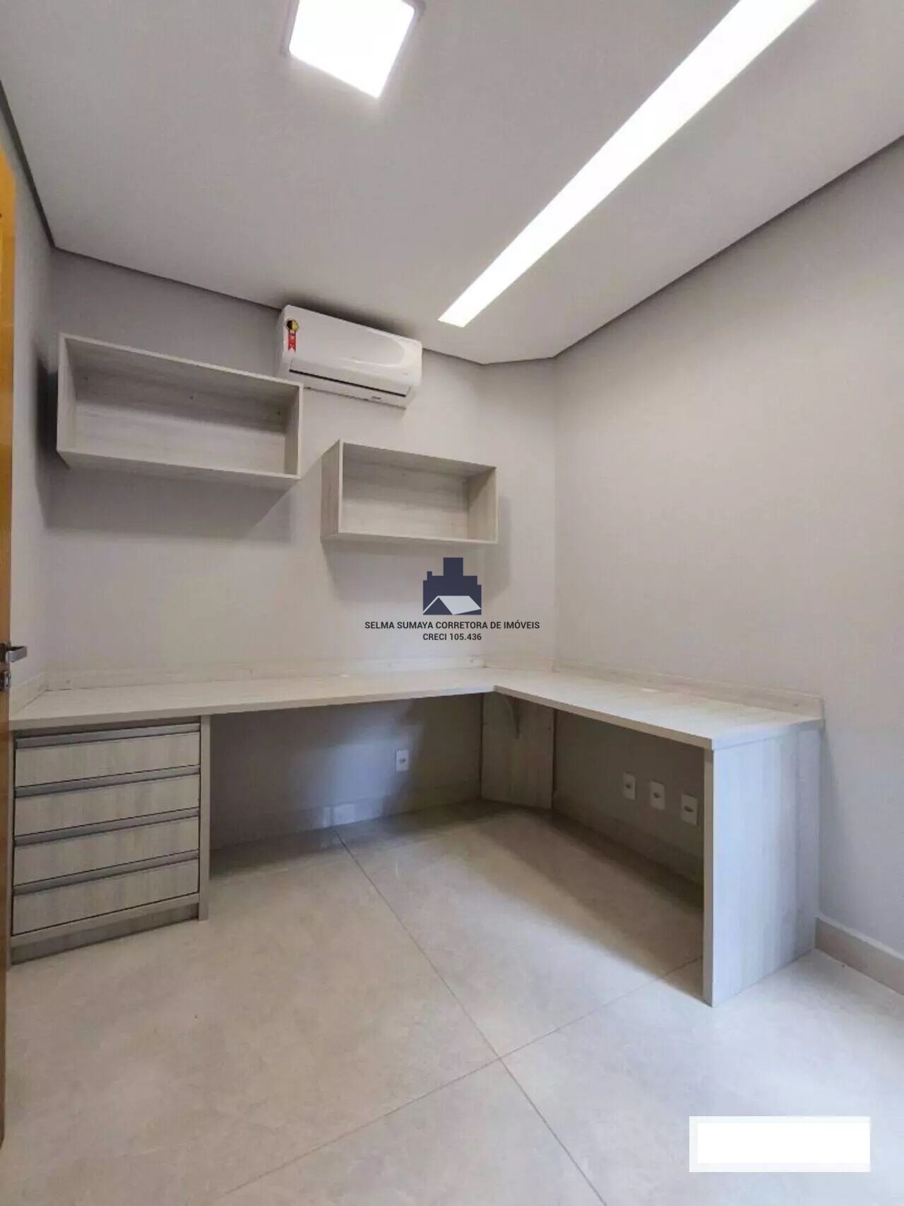 Casa de Condomínio com 4 quartos à venda, 280m² — foto 9 de 31