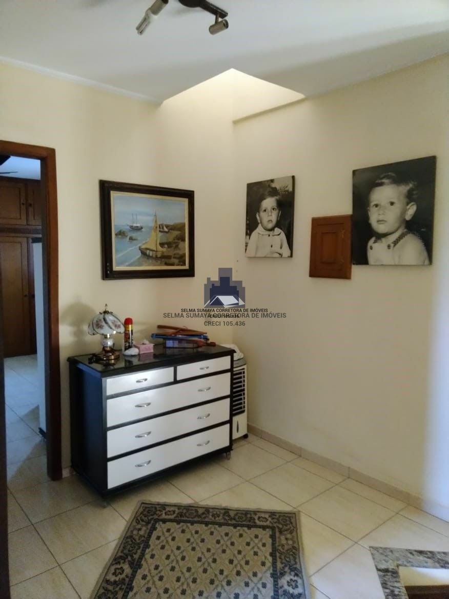 Casa com 3 quartos à venda, 430m² — foto 20 de 29
