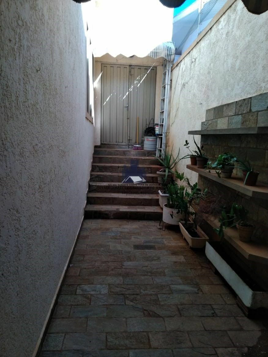 Casa com 3 quartos à venda, 430m² — foto 23 de 29