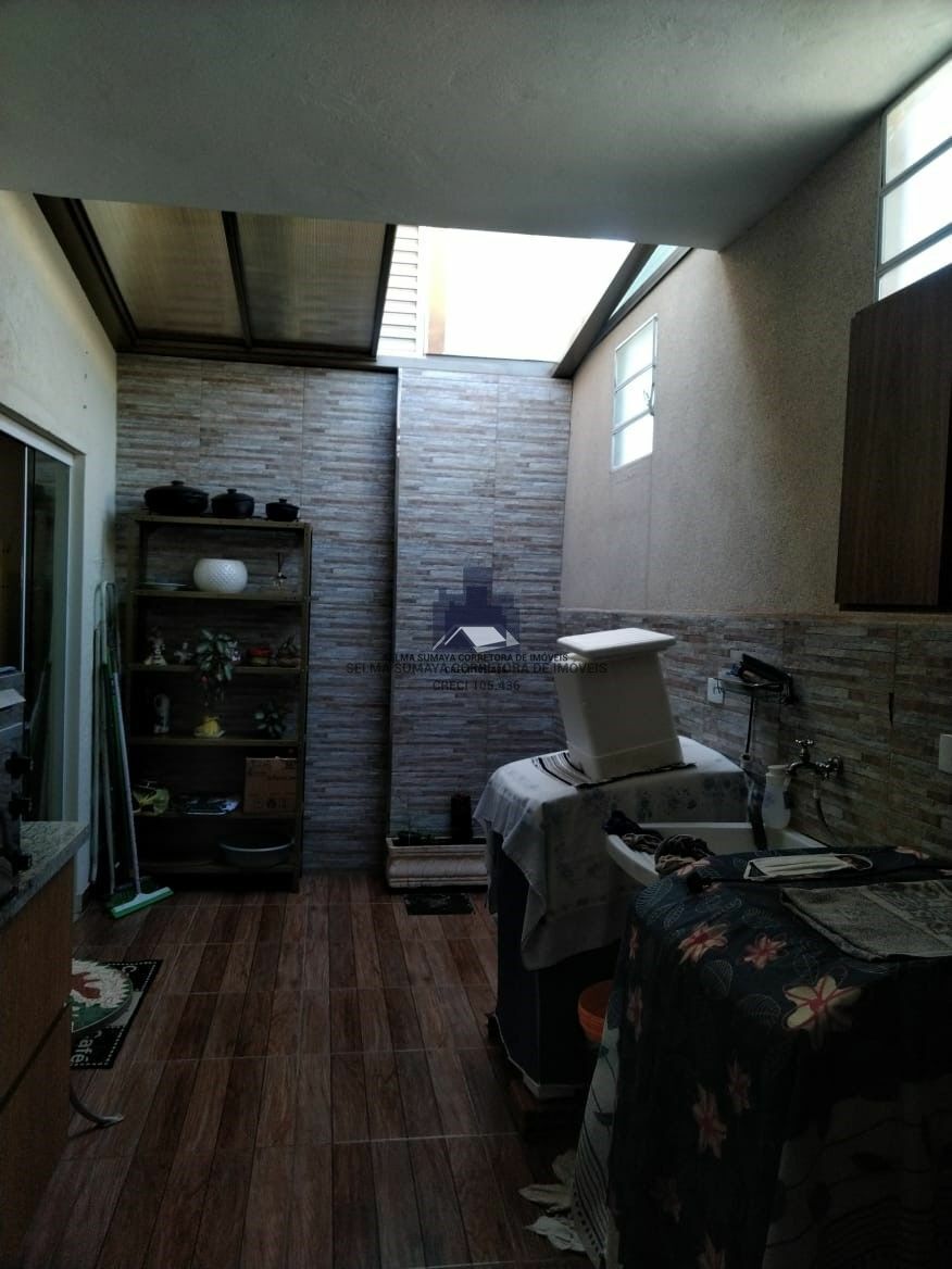 Casa com 3 quartos à venda, 430m² — foto 15 de 29