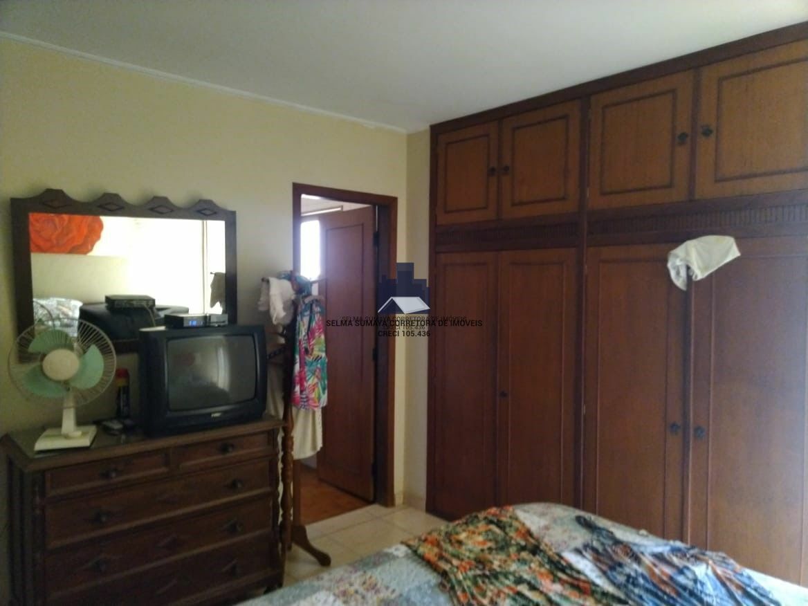 Casa com 3 quartos à venda, 430m² — foto 24 de 29
