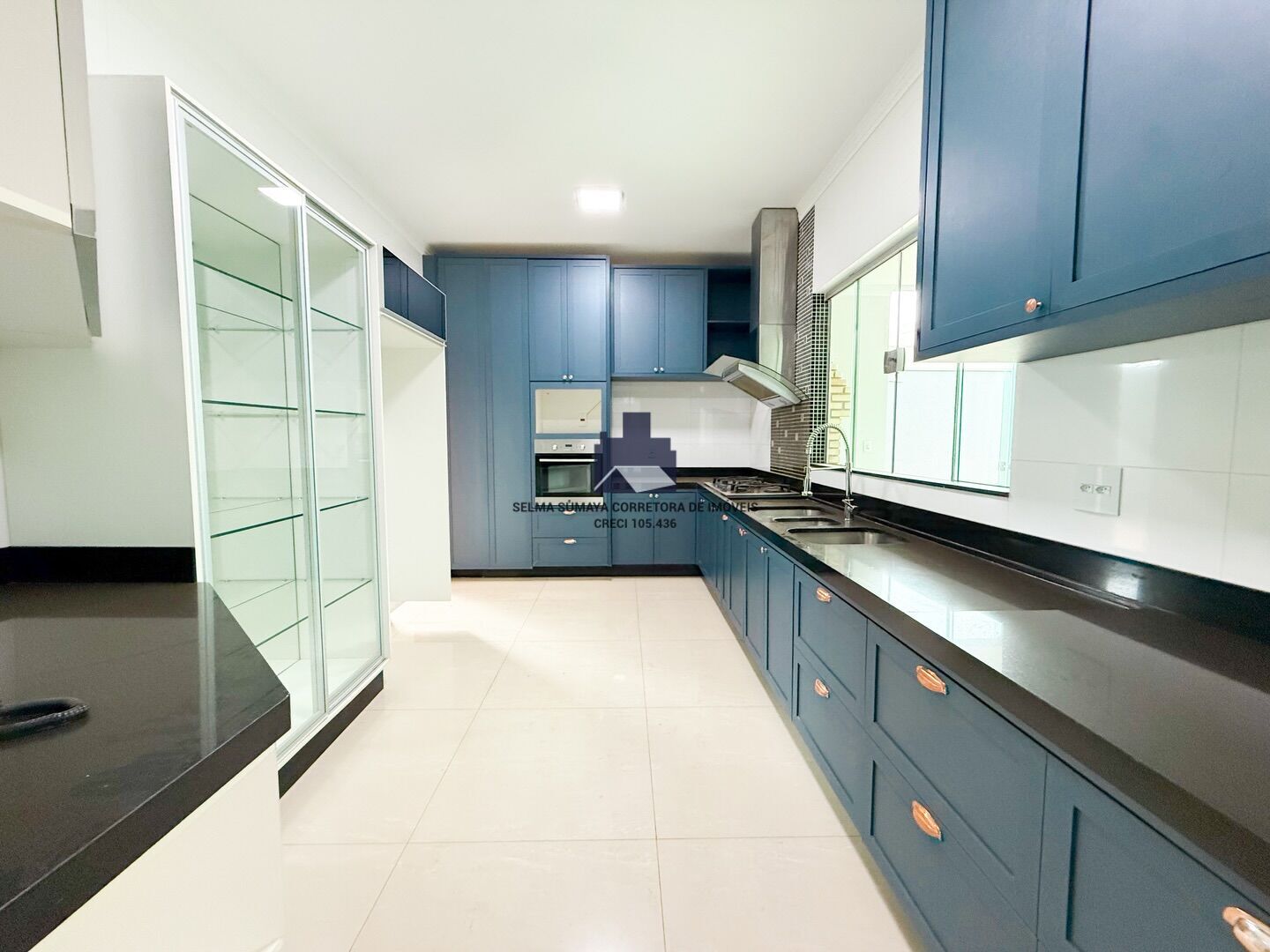 Casa de Condomínio com 4 quartos à venda, 300m² — foto 14 de 20