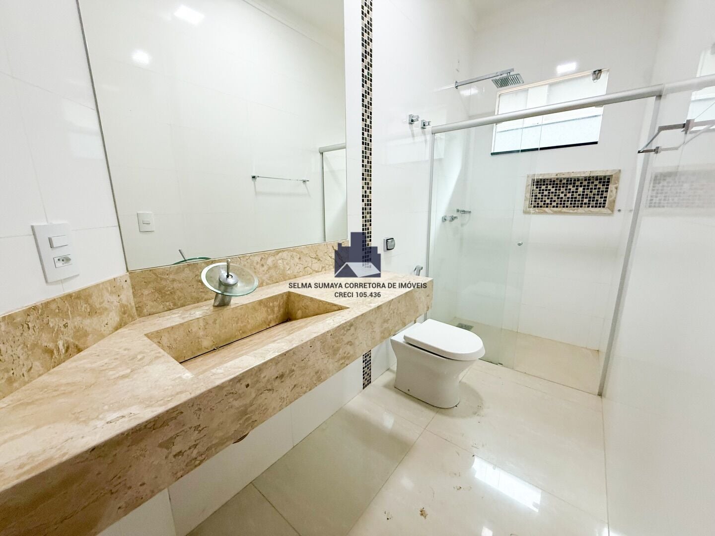 Casa de Condomínio com 4 quartos à venda, 300m² — foto 15 de 20