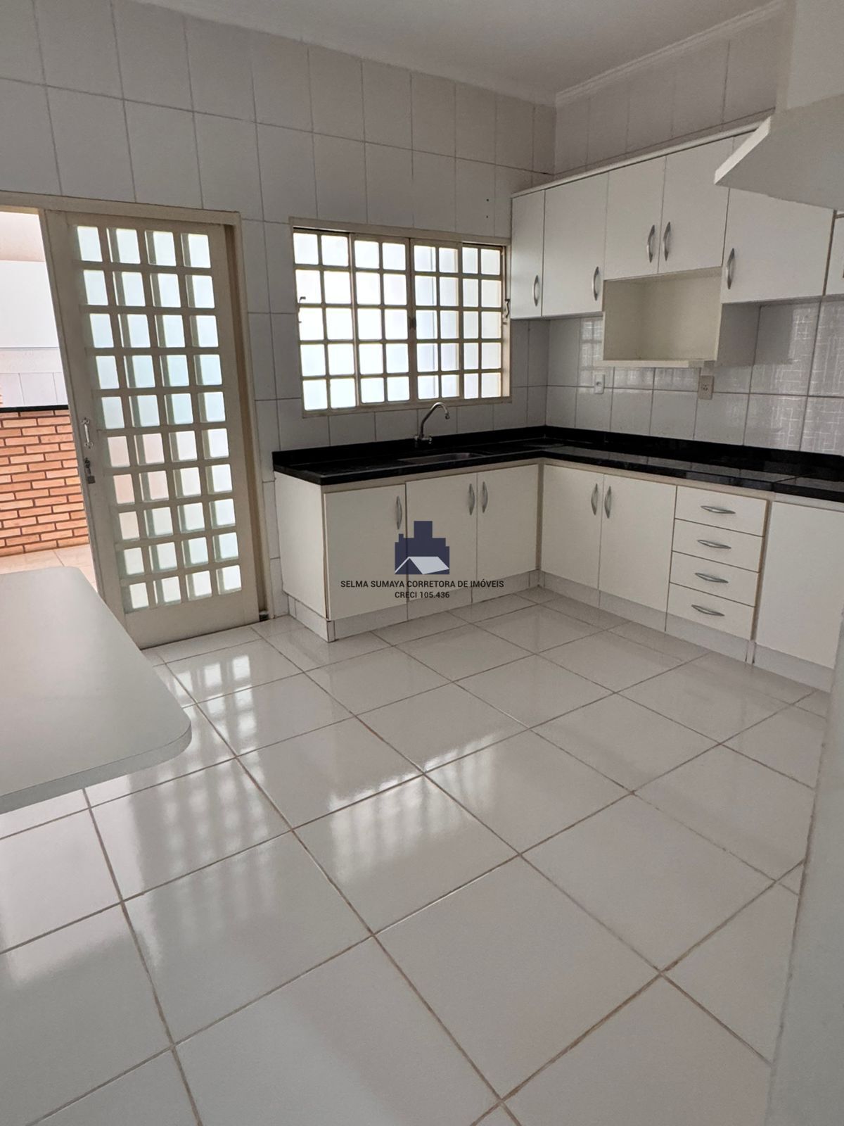Casa de Condomínio com 3 quartos à venda, 160m² — foto 4 de 23