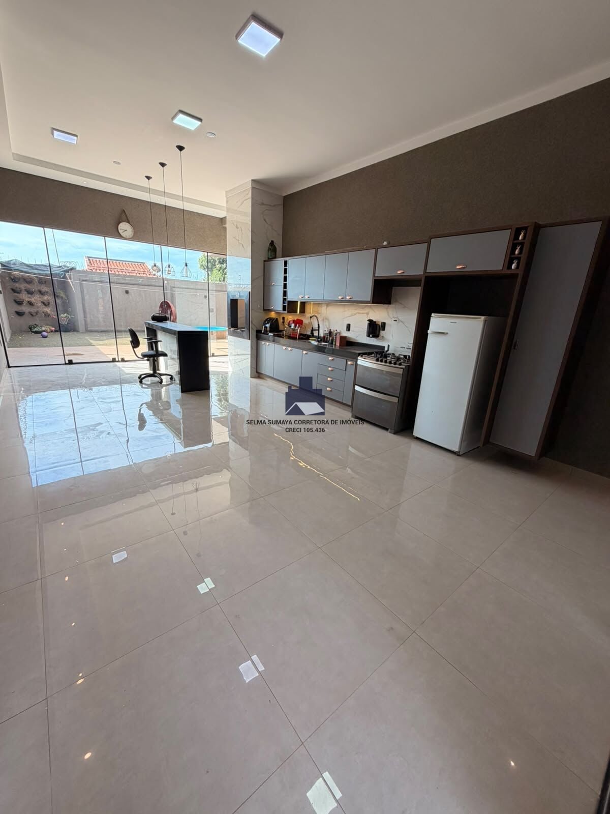 Casa com 3 quartos à venda, 170m² — foto 43 de 50