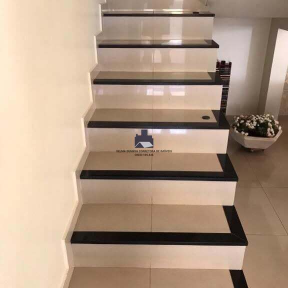 Casa de Condomínio com 4 quartos à venda, 353m² — foto 13 de 16