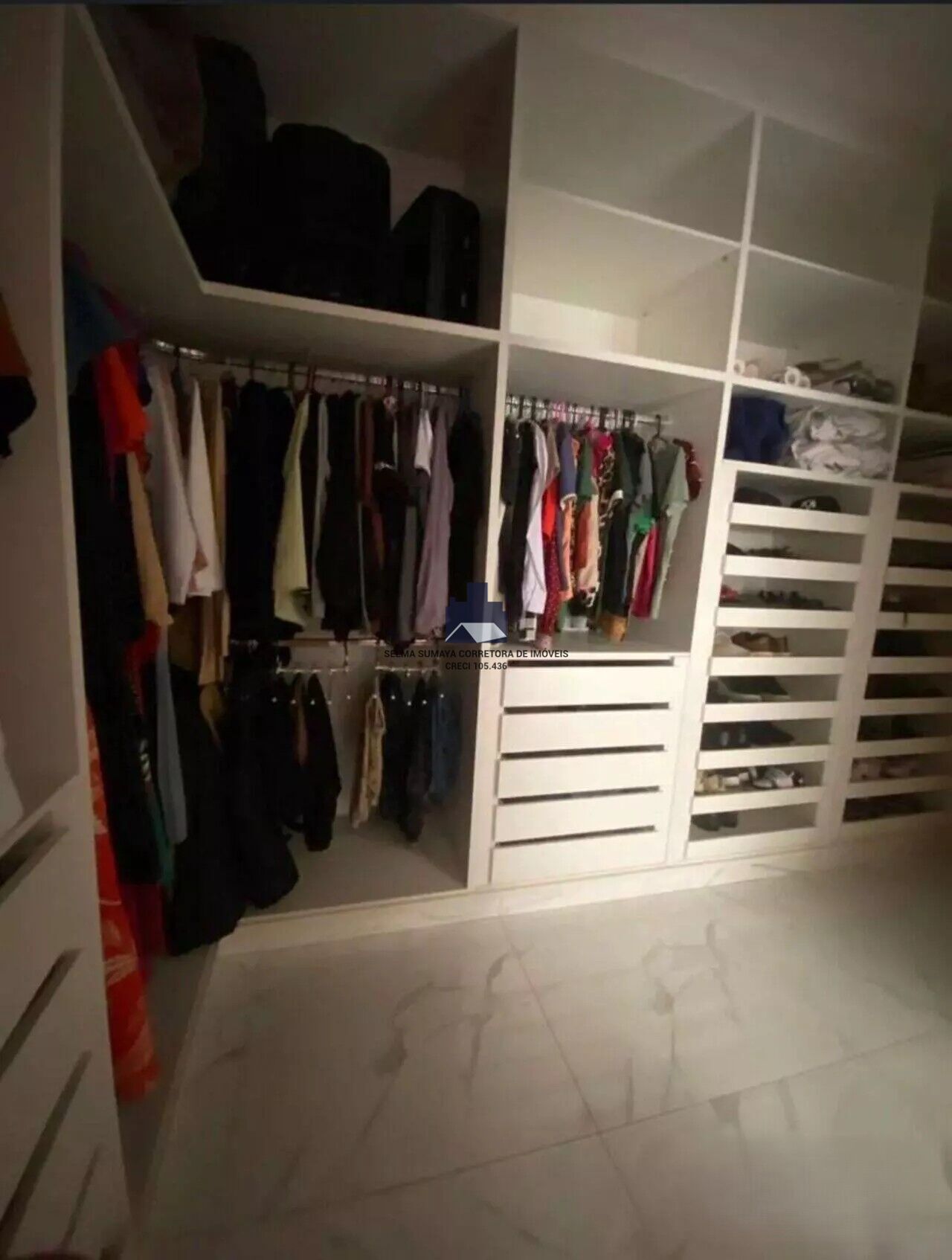 Casa de Condomínio com 3 quartos à venda, 200m² — foto 7 de 18