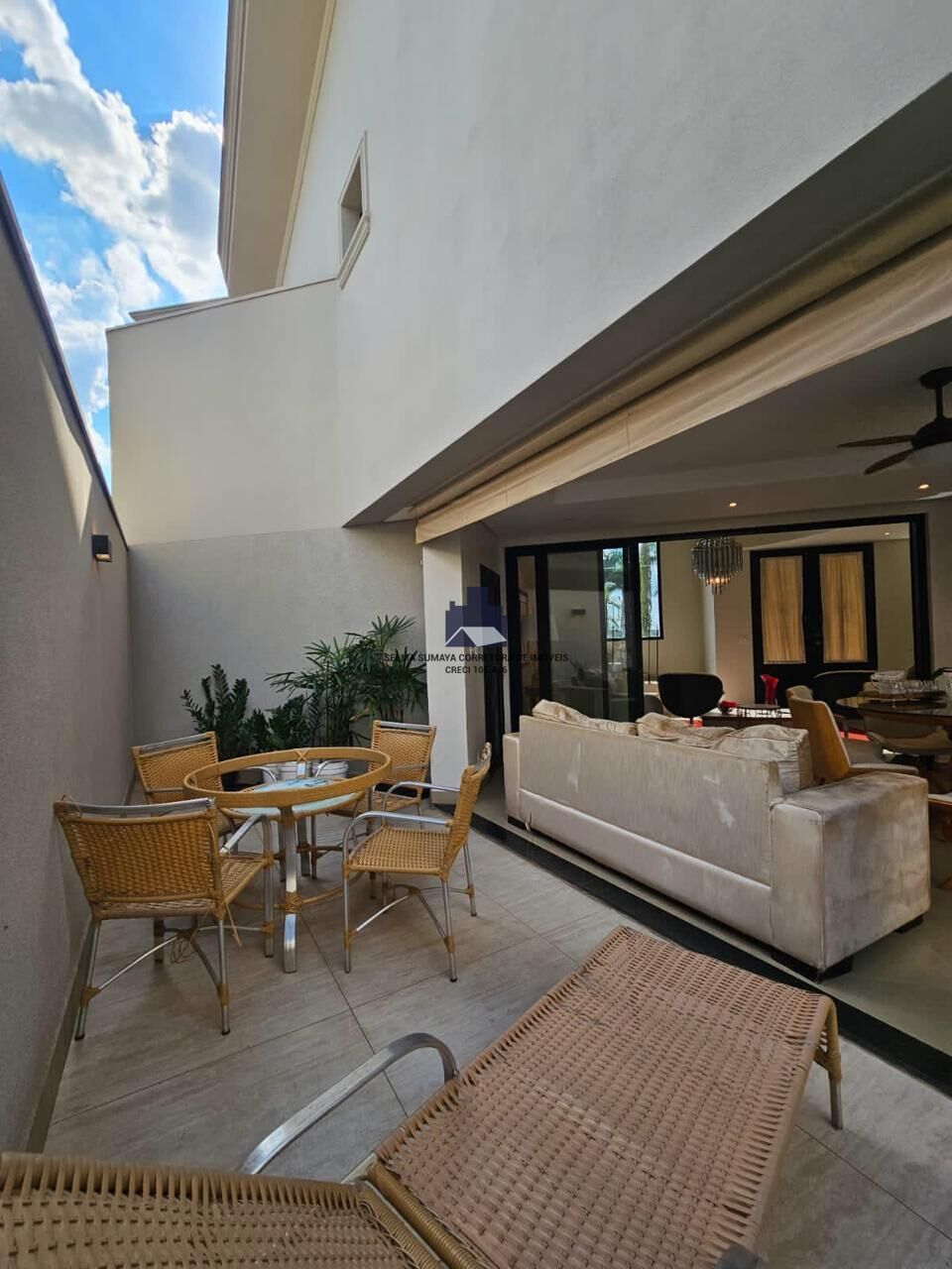 Casa de Condomínio com 4 quartos à venda, 306m² — foto 8 de 20