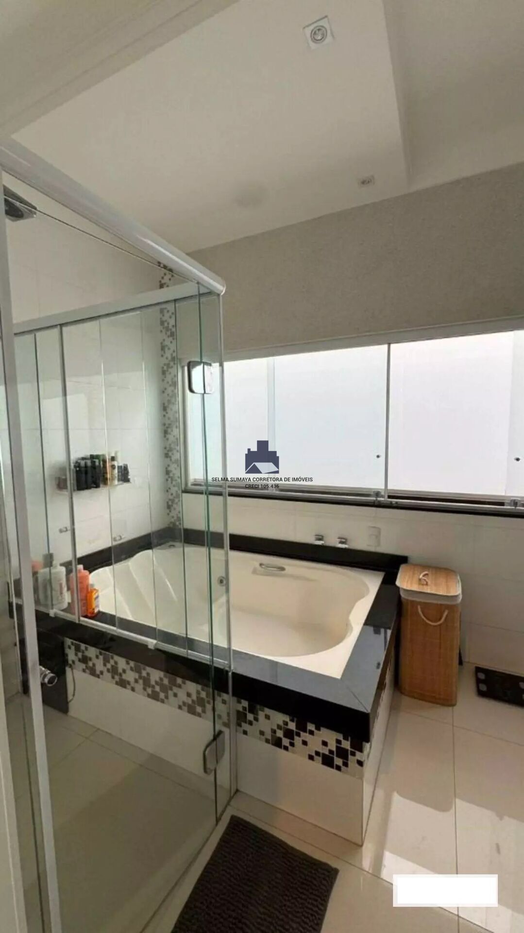 Casa de Condomínio com 4 quartos à venda, 300m² — foto 9 de 21
