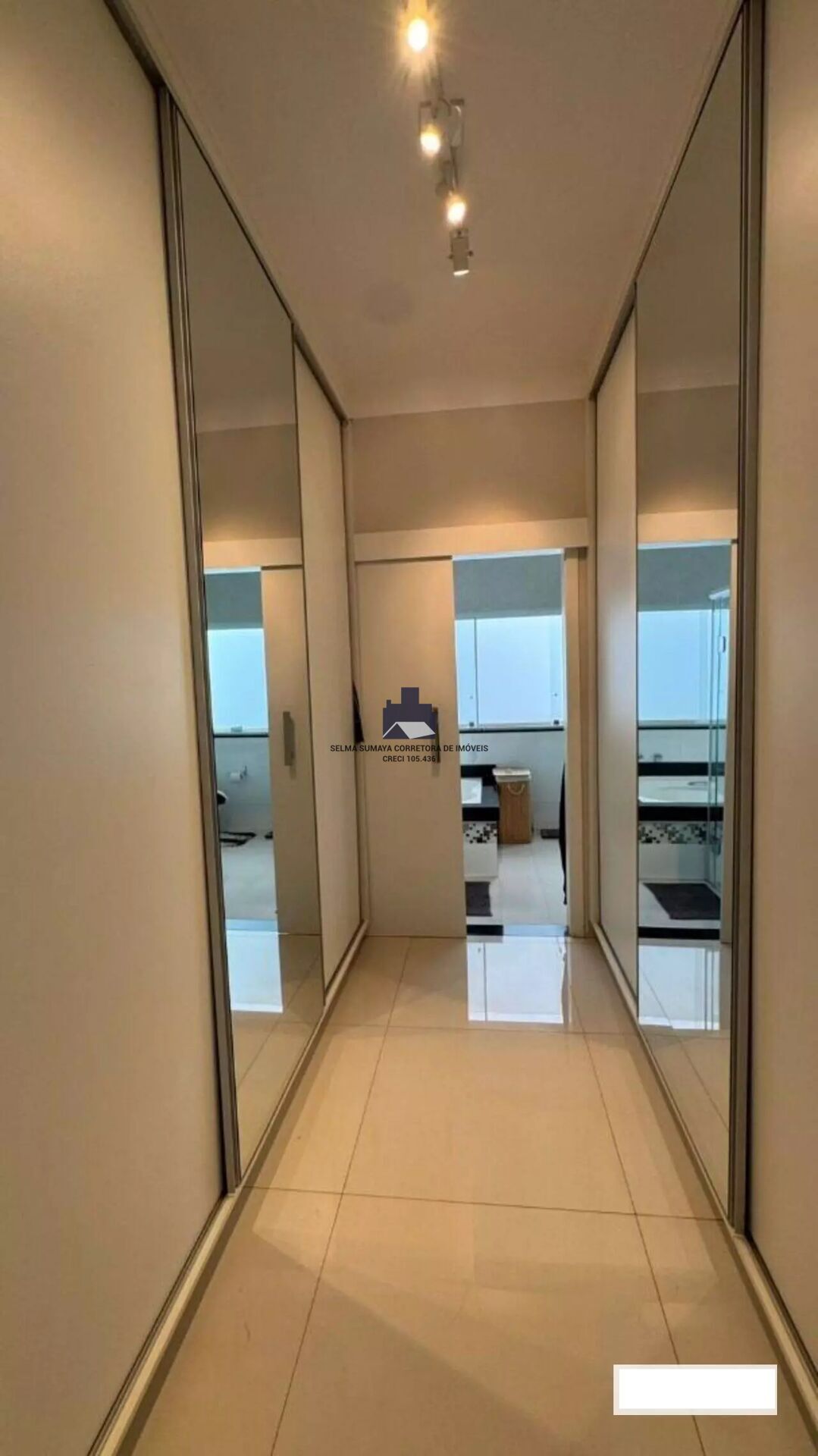 Casa de Condomínio com 4 quartos à venda, 300m² — foto 15 de 21