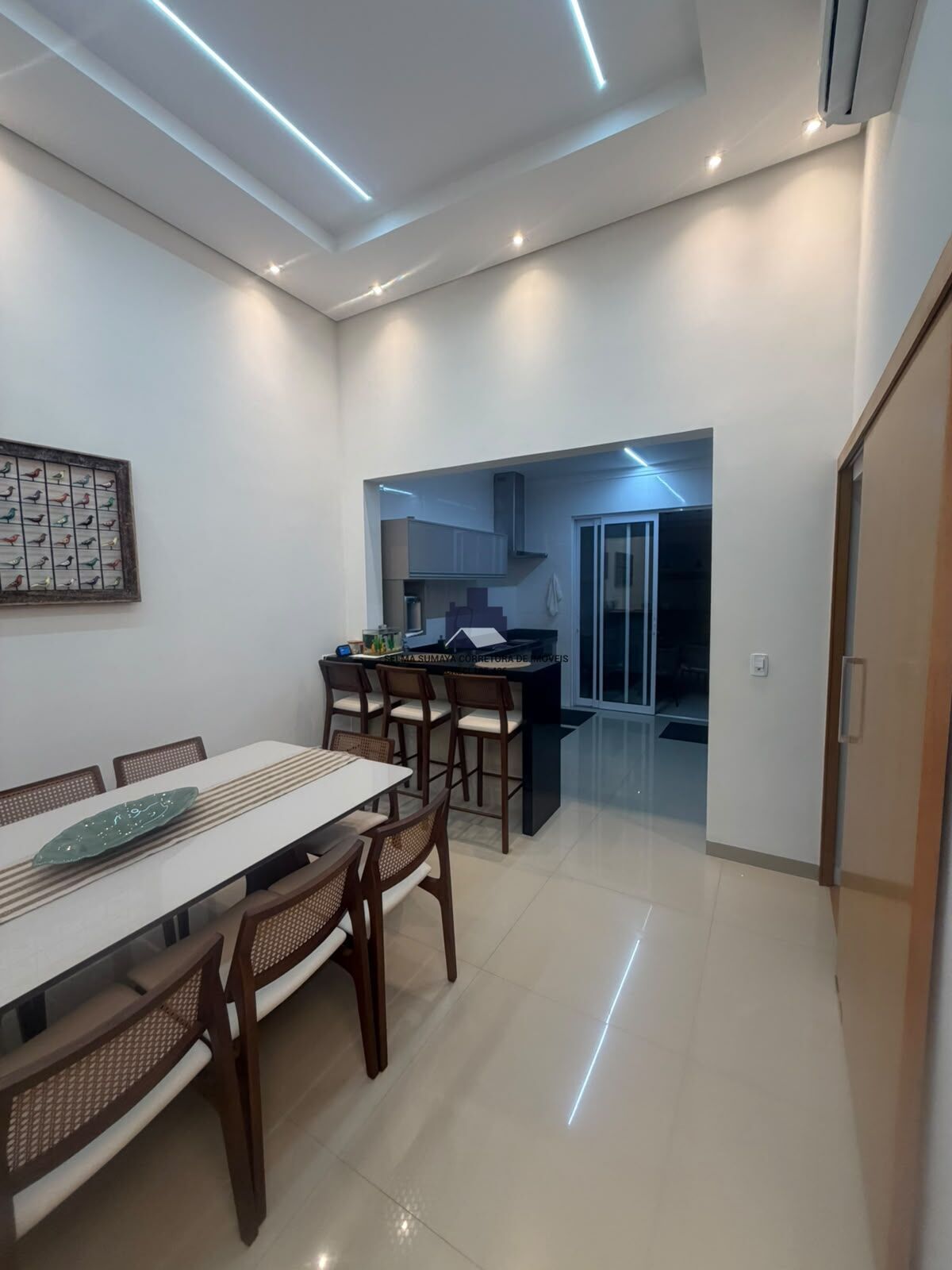 Casa de Condomínio com 3 quartos à venda, 120m² — foto 8 de 24