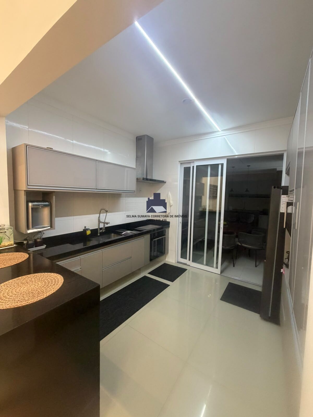 Casa de Condomínio com 3 quartos à venda, 120m² — foto 11 de 24