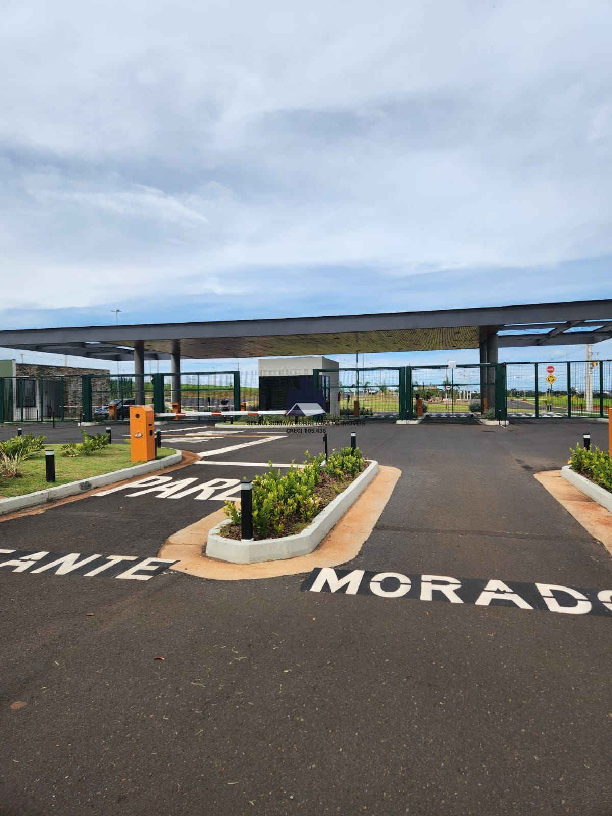 Terreno / Lote / Condomínio à venda, 296m² — foto 8 de 8