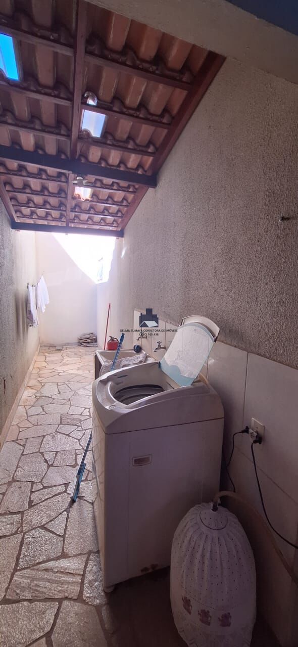 Casa com 3 quartos à venda, 217m² — foto 23 de 24