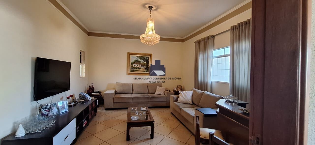 Casa com 3 quartos à venda, 217m² — foto 5 de 24