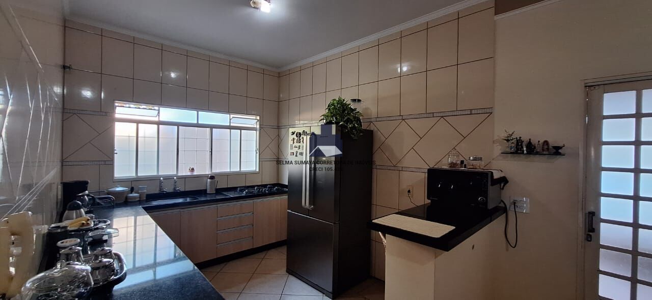 Casa com 3 quartos à venda, 217m² — foto 21 de 24