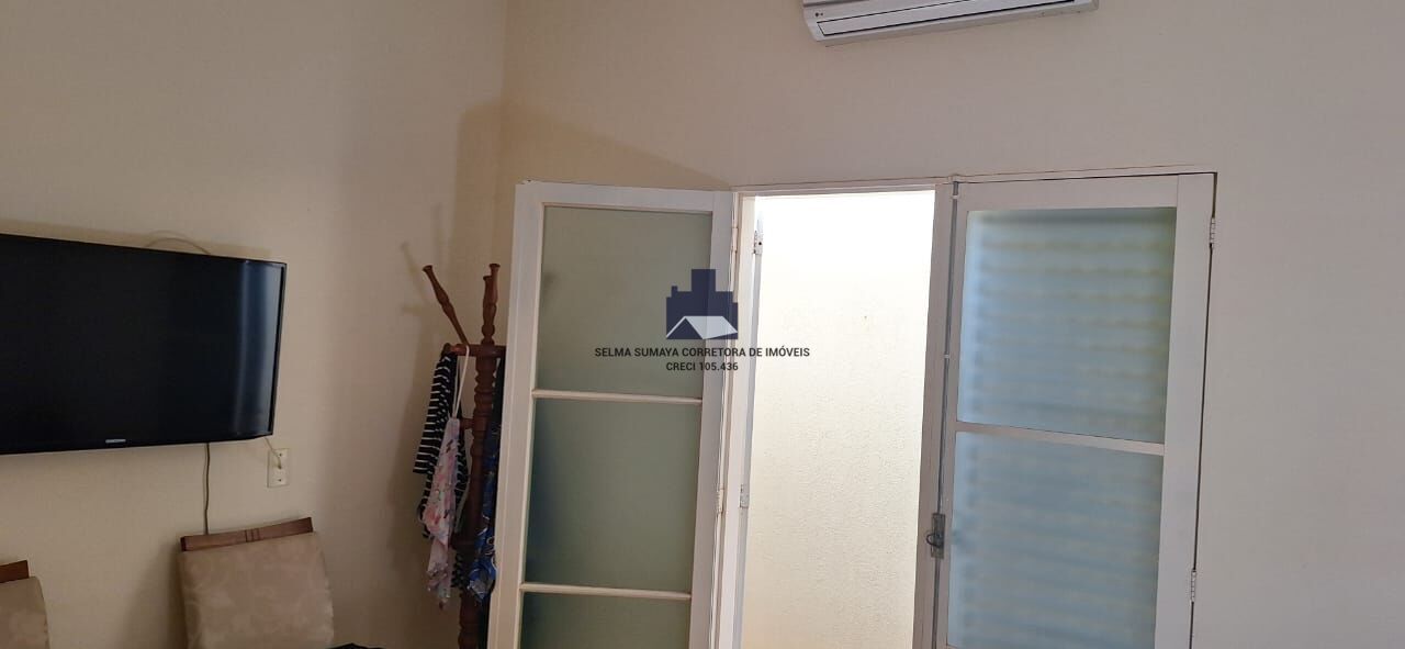 Casa com 3 quartos à venda, 217m² — foto 14 de 24
