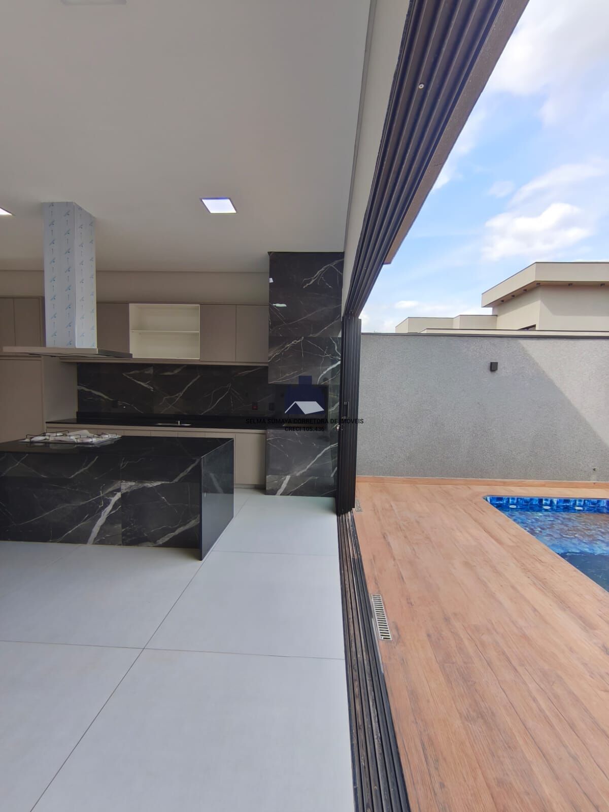 Casa de Condomínio com 3 quartos à venda, 188m² — foto 5 de 43