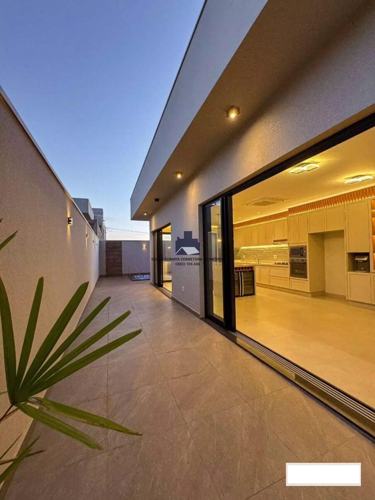 Casa de Condomínio com 3 quartos à venda, 186m² — foto 15 de 21