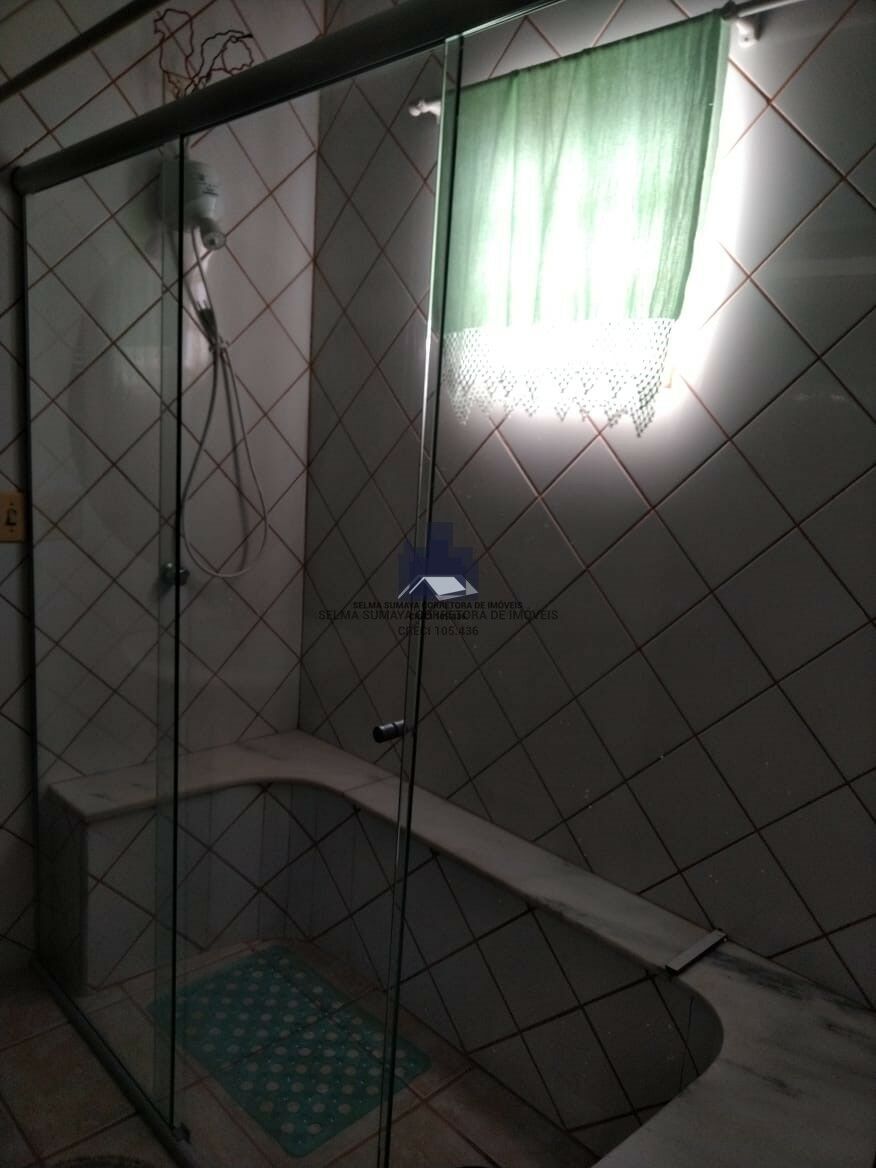 Casa com 3 quartos à venda, 240m² — foto 13 de 29