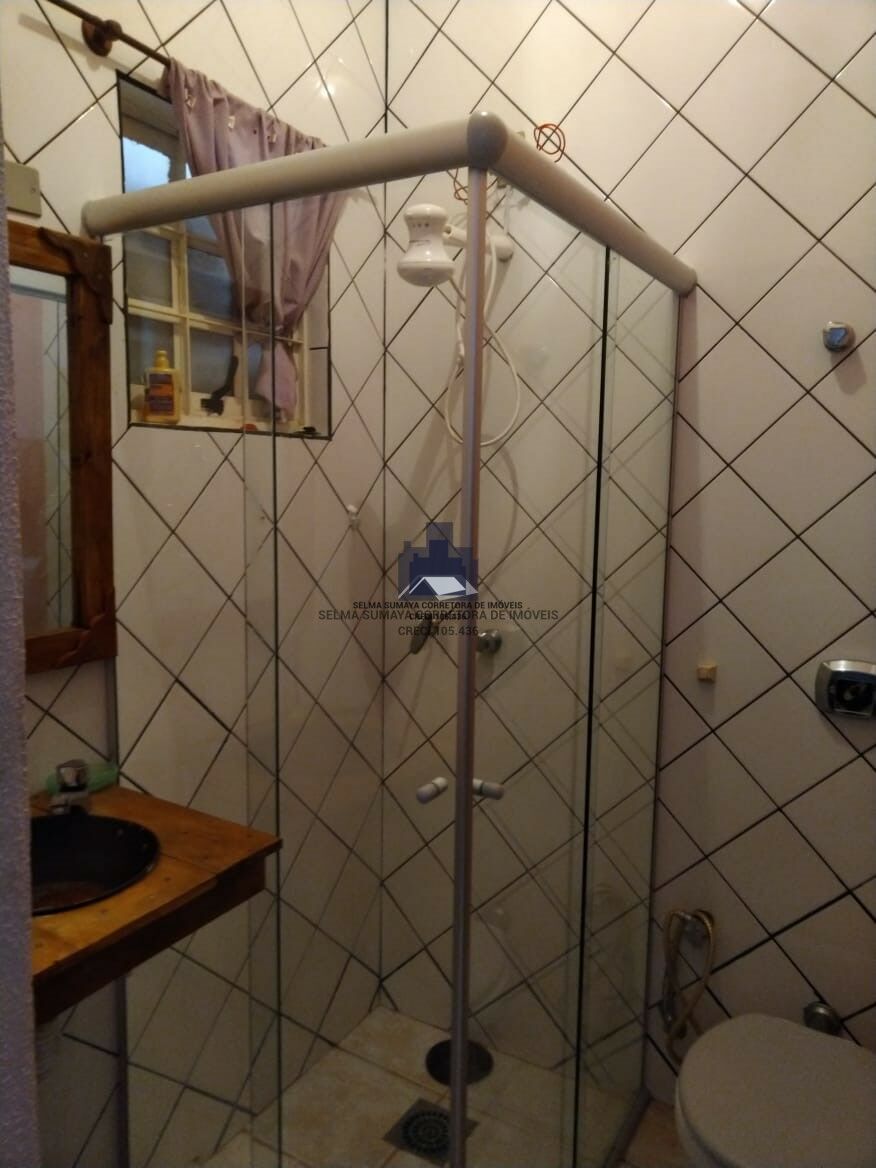 Casa com 3 quartos à venda, 240m² — foto 19 de 29