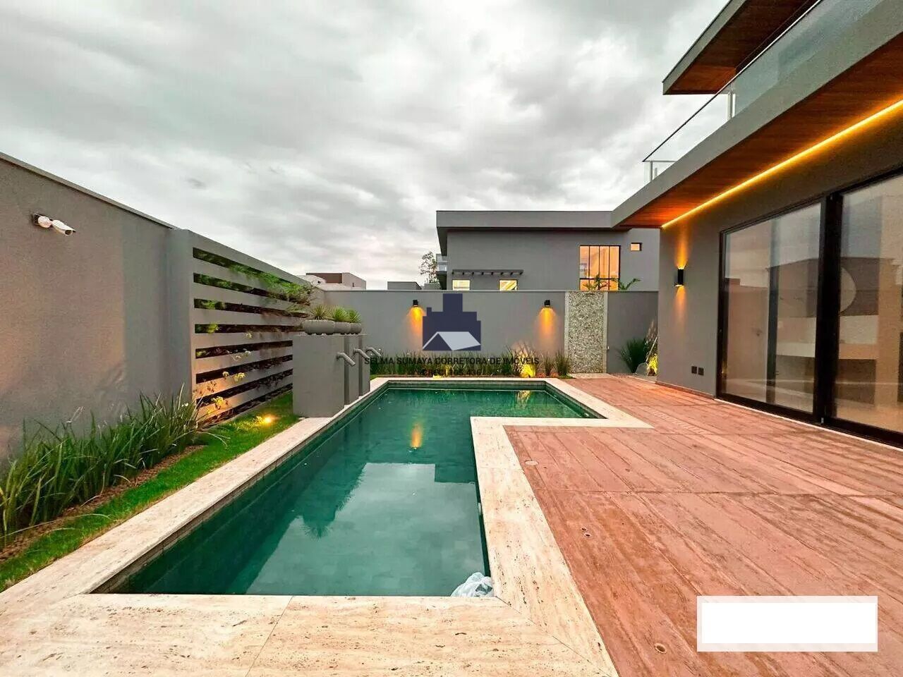 Casa de Condomínio com 3 quartos à venda, 347m² — foto 11 de 22