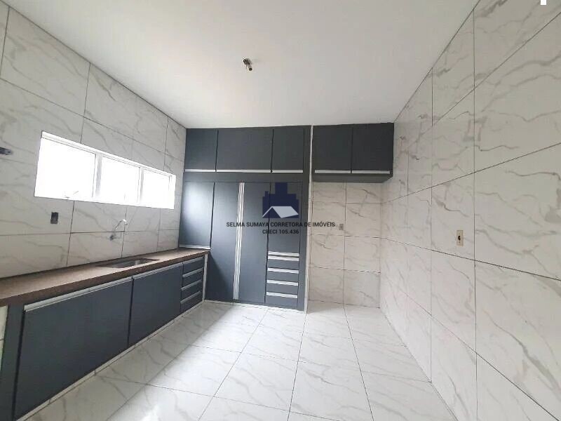Casa com 3 quartos à venda, 260m² — foto 11 de 13