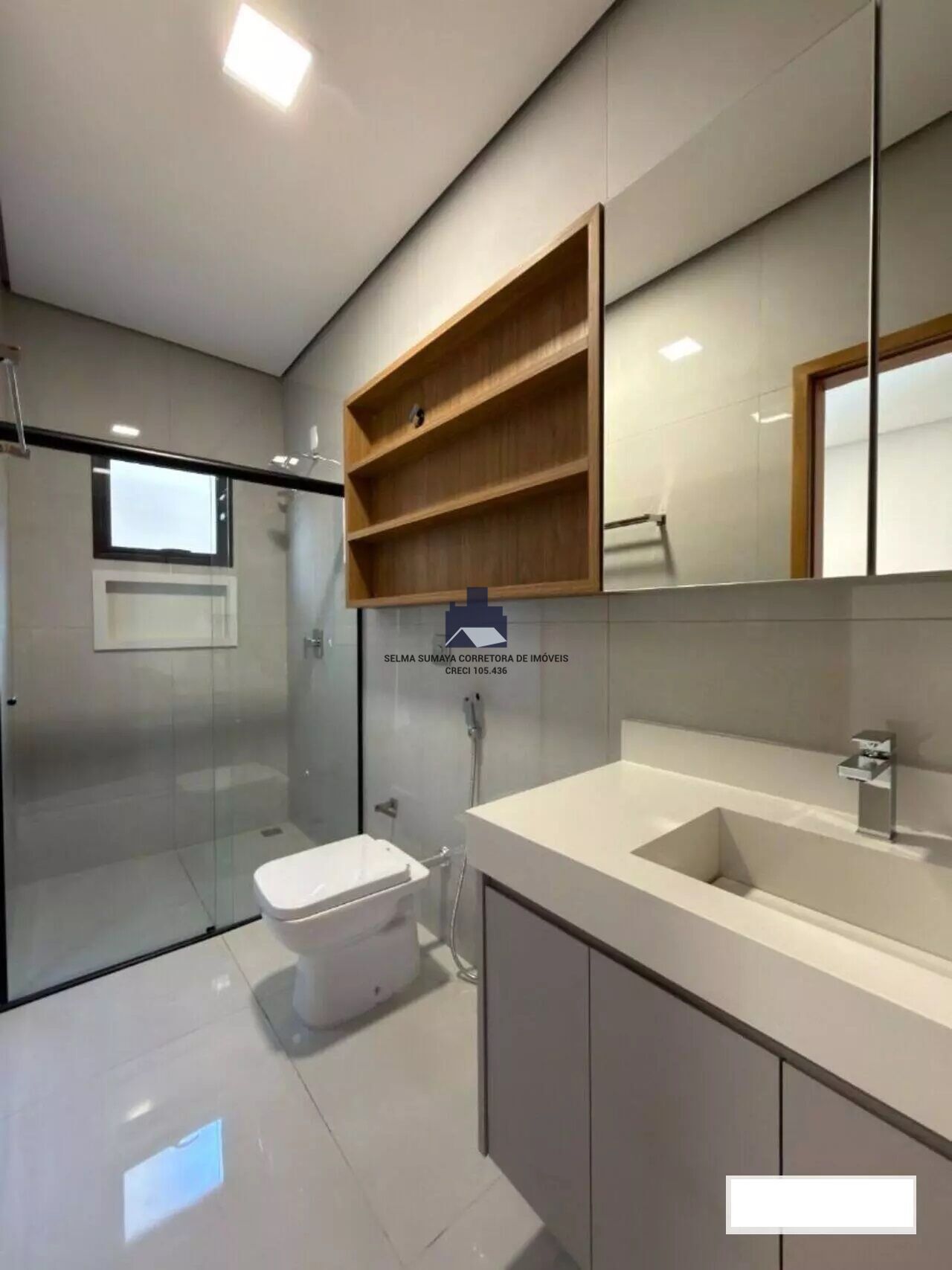 Casa de Condomínio com 3 quartos à venda, 246m² — foto 11 de 16