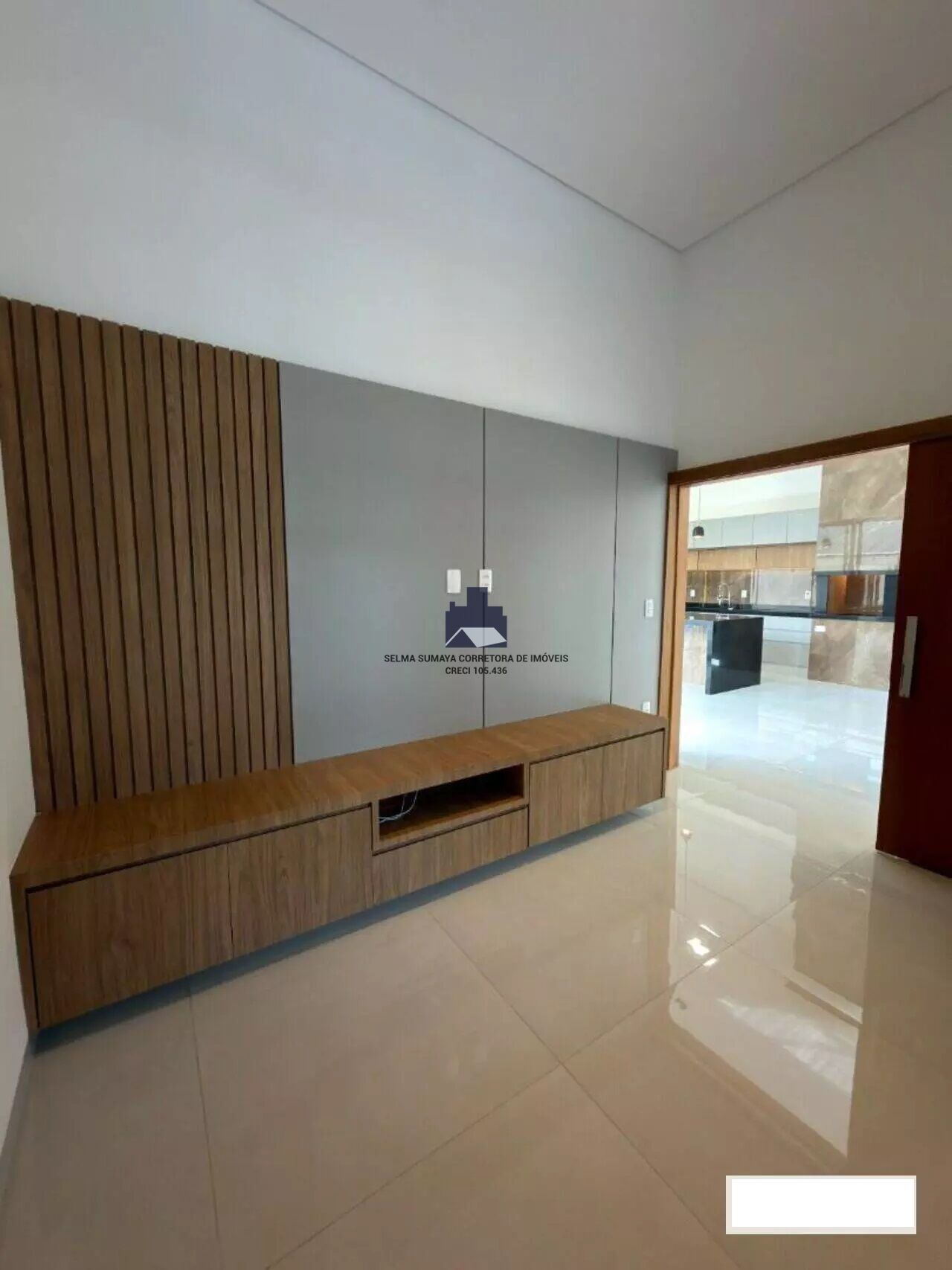 Casa de Condomínio com 3 quartos à venda, 246m² — foto 9 de 16