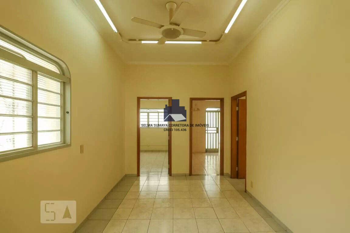 Casa com 3 quartos à venda, 250m² — foto 4 de 32
