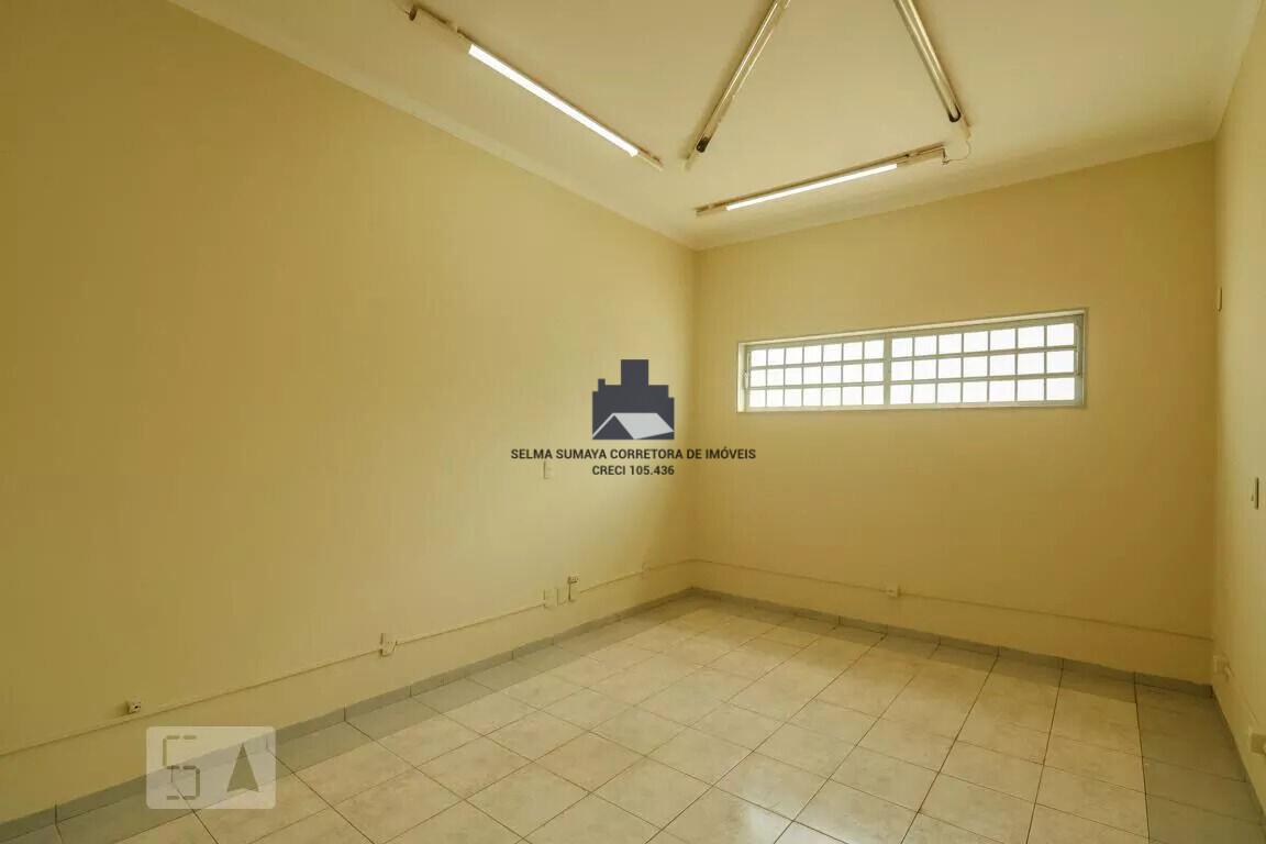Casa com 3 quartos à venda, 250m² — foto 18 de 32