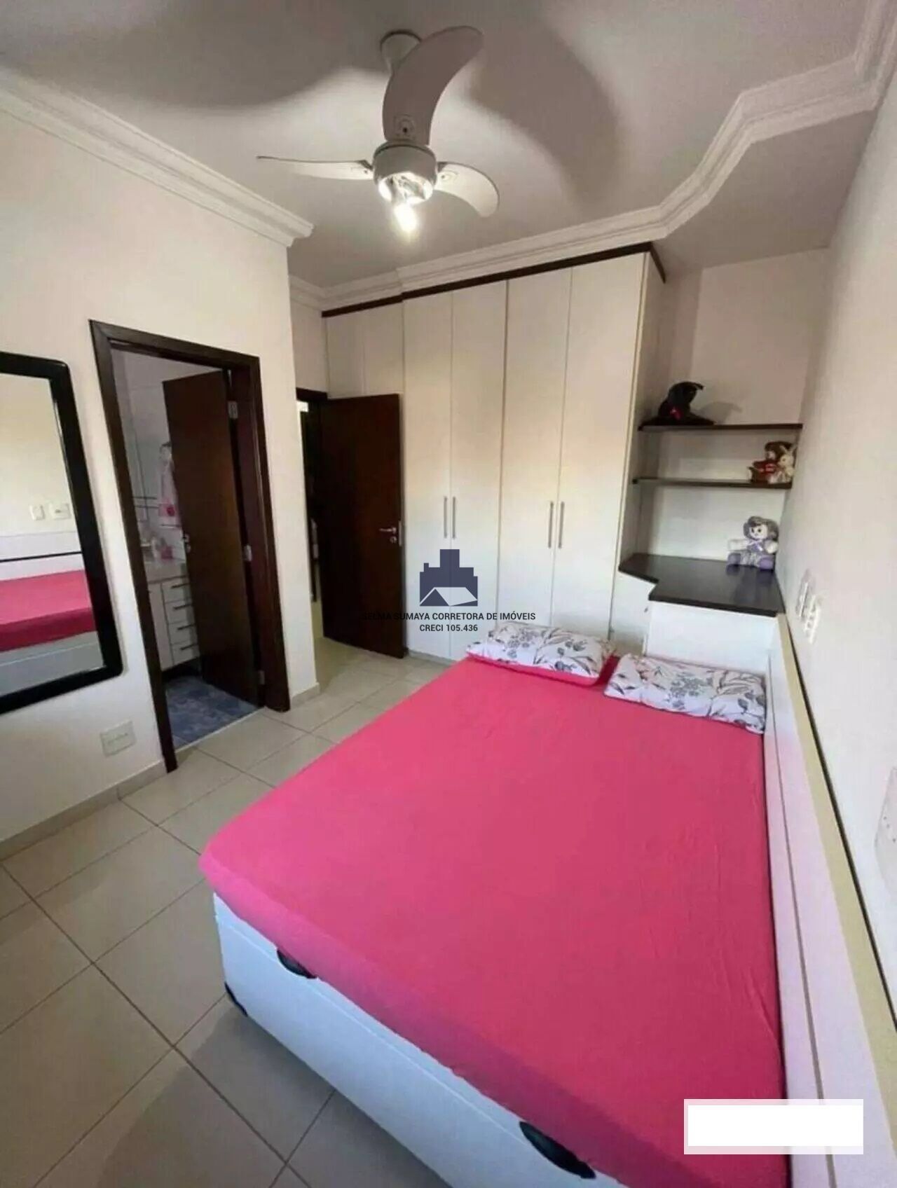 Casa de Condomínio com 5 quartos à venda, 335m² — foto 13 de 16
