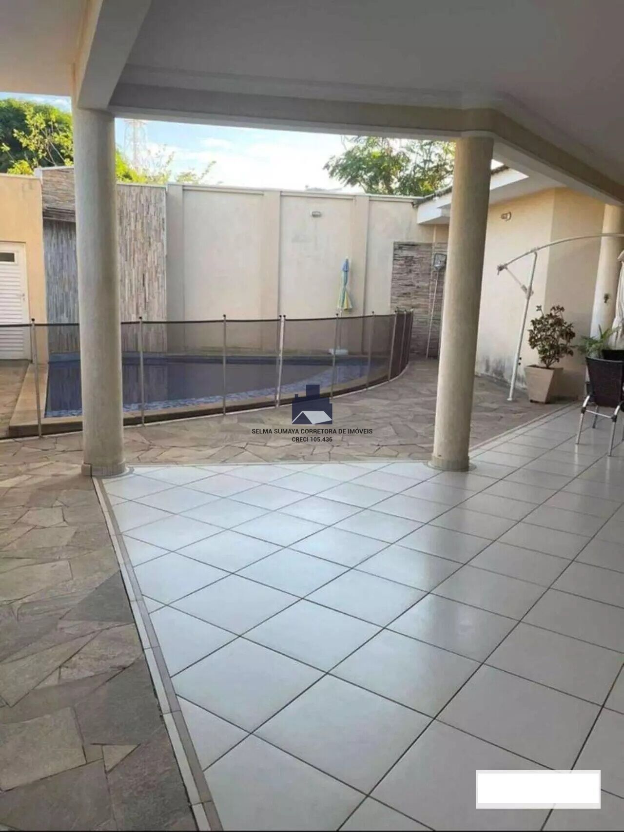 Casa de Condomínio com 5 quartos à venda, 335m² — foto 9 de 16