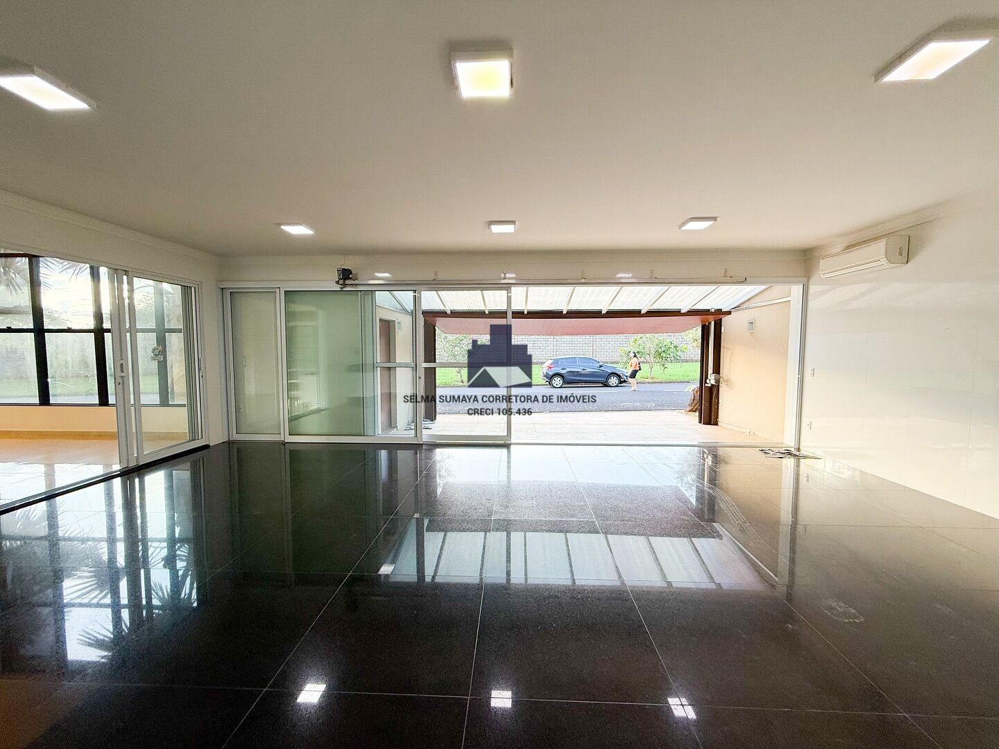 Casa de Condomínio com 3 quartos à venda, 280m² — foto 13 de 17