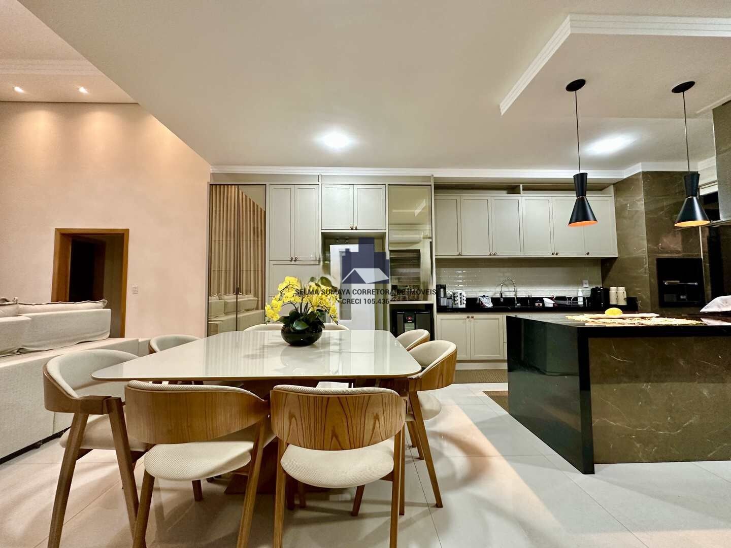 Casa de Condomínio com 3 quartos à venda, 197m² — foto 7 de 18