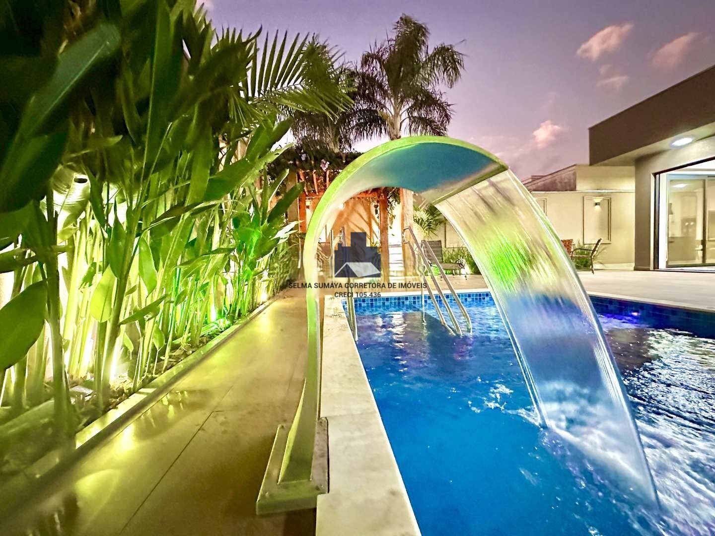 Casa de Condomínio com 3 quartos à venda, 197m² — foto 14 de 18
