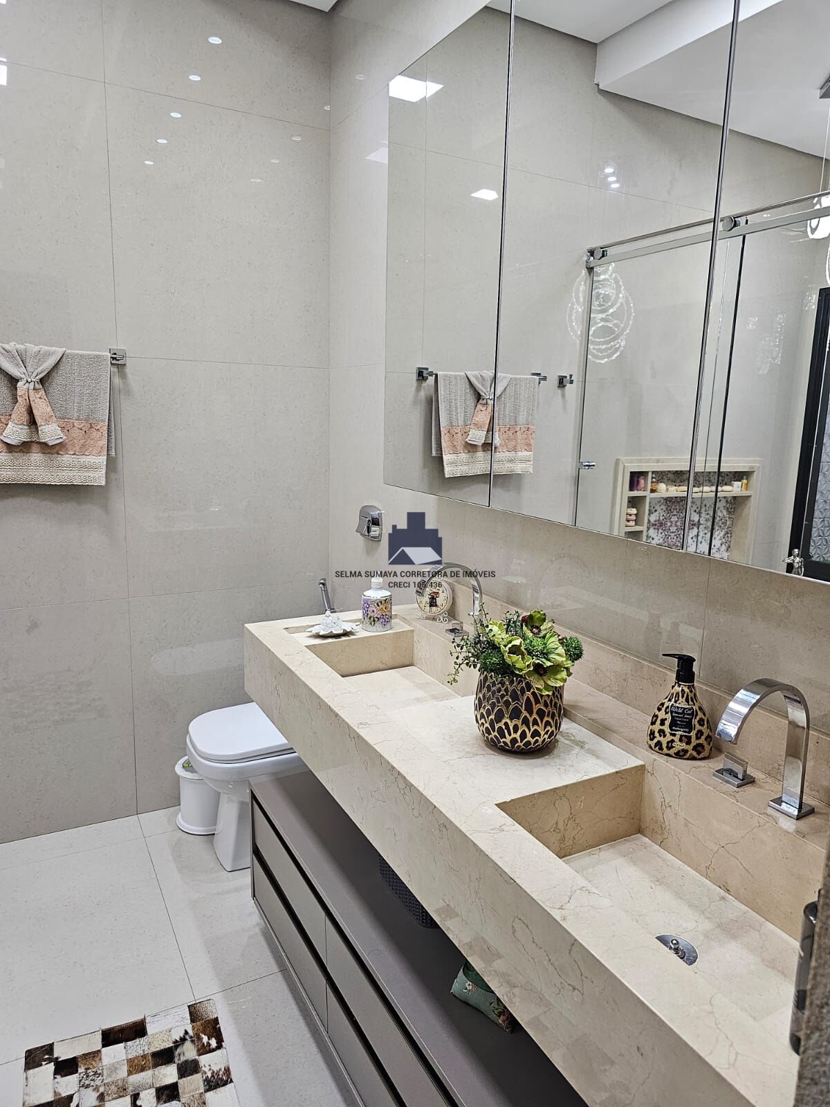 Casa de Condomínio com 3 quartos à venda, 219m² — foto 27 de 29