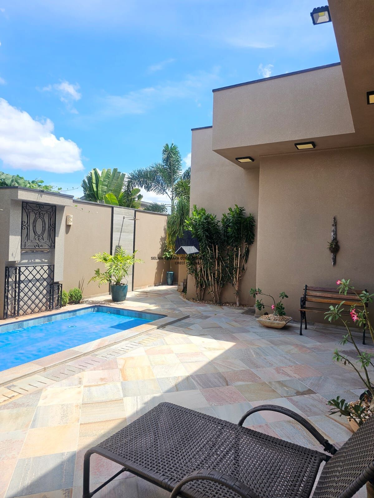 Casa de Condomínio com 3 quartos à venda, 219m² — foto 12 de 29